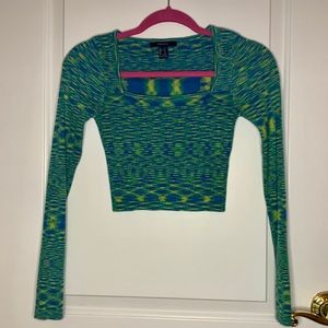 long sleeve crop top